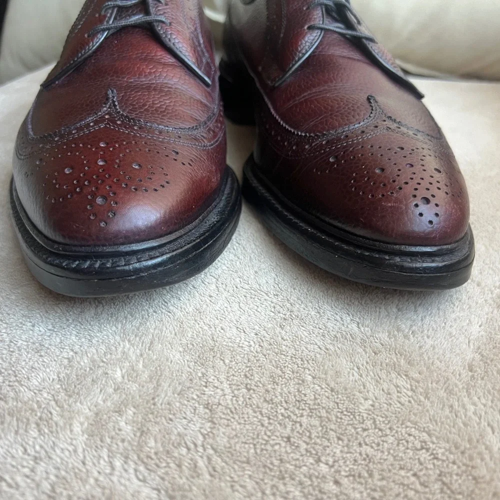 Allen Edmonds Men 9 D Burgundy‎ Pebble Grain Leather Wingtip Derby Dress Shoe